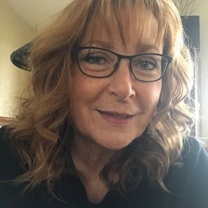 Meet your Posher, Deanna